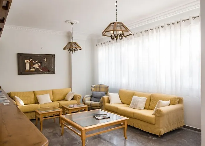 Kamari Blue Boutique Hotel